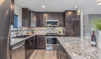 4955 N Bitterbrush Dr, Boise, ID 83703