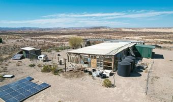 400 N Smiling Dog Trl, Terlingua, TX 79830