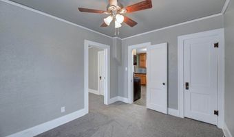 411 W Chestnut Ave, Arkansas City, KS 67005