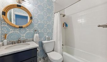 56 W 13th St, Avalon, NJ 08202