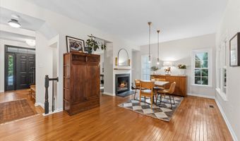 42869 NASHUA St, Ashburn, VA 20147