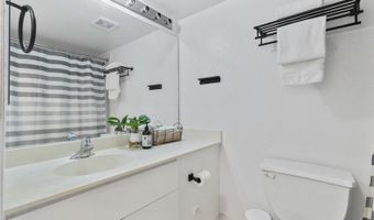 92-1232 Palahia Sts AA101, Kapolei, HI 96707