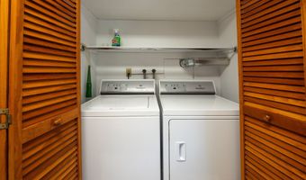 198 N Timber Ln, Cheshire, CT 06410