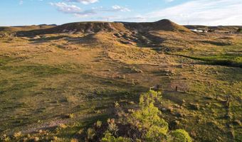 226 Chalk Buttes Rd, Douglas, WY 82633