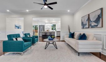 41 Avondale Ln, Aberdeen, NJ 07747