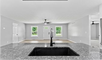 934 E Crothersville Rd, Austin, IN 47102