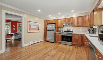 17 Goodhill Rd, Bethel, CT 06801