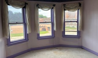 3323 Lake Ave, Ashtabula, OH 44004