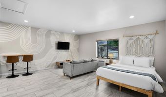 6784 Alamo Way, La Mesa, CA 91942