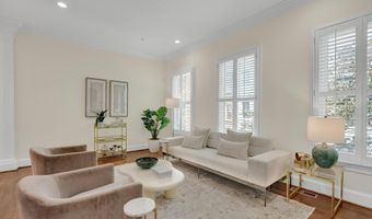 1818 POTOMAC GREENS Dr, Alexandria, VA 22314
