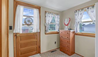 300 Halderman St, Amanda, OH 43102