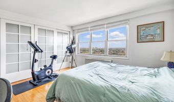 2625 Park Ave Phd, Bridgeport, CT 06604
