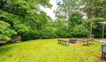 1597 Blueorchard Dr, Anderson Twp., OH 45230