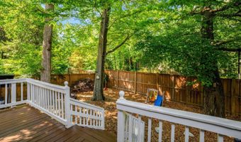 9220 BURNETTA Dr, Annandale, VA 22003