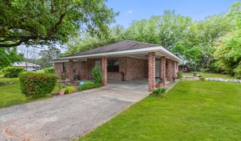 15 Hundley Rd, Carriere, MS 39426