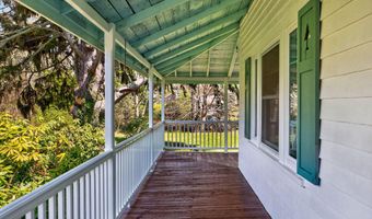 69 County Rd, Bourne, MA 02532