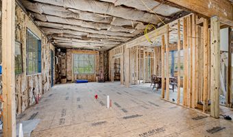275 Rose Ave, Barnesville, GA 30204