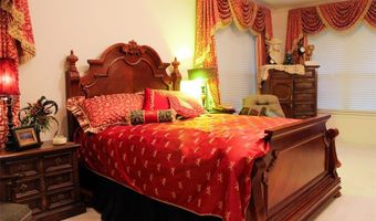 504 Benjamin St, Sulphur Springs, TX 75482
