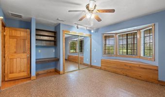 6351 SW 2nd Ln, Bell, FL 32619