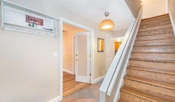 312 Mountainside Dr, Alloway, NJ 07422