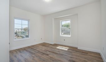 390 Carroll Ave, Bridgeport, CT 06607