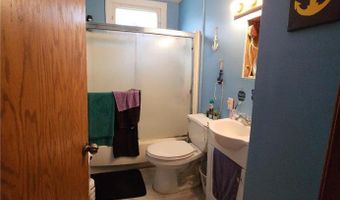 211 E 2nd St, Albert Lea, MN 56007