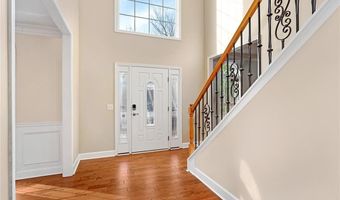 560 Kimball Crest Ct, Alpharetta, GA 30022