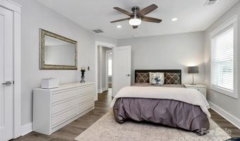 2201 Edison St, Charlotte, NC 28206