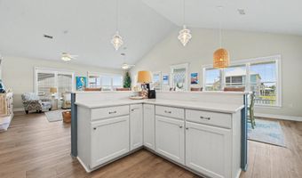 4009 Borneo St, Bay St. Louis, MS 39520
