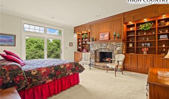 1158 Equestrian Dr, Banner Elk, NC 28604