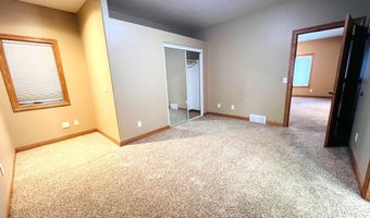 1916 Prospect, Aberdeen, SD 57401