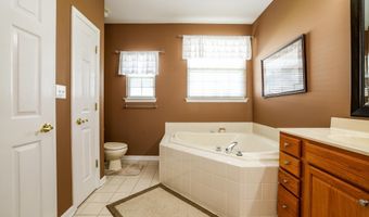 15 SHADY STREAM Rd, Barnegat, NJ 08005