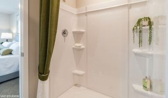 4221 NE 12TH St, Ankeny, IA 50021
