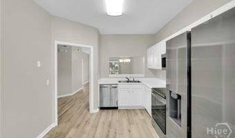 32 River Trace Ct 32, Savannah, GA 31410