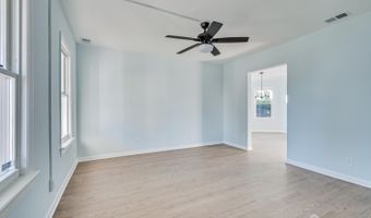25 Homestead Ave, Avenel, NJ 07001