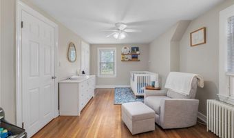 138 Homecrest Ave, North Smithfield, RI 02896