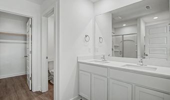 512 S Cherry St, Beebe, AR 72012