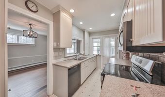 30 S Muhlenberg St, Allentown, PA 18104