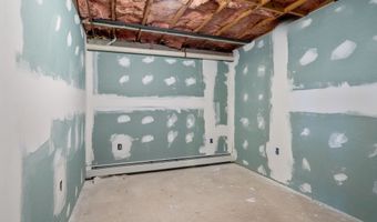 210 Rice St, Athol, MA 01331