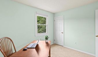 70 N FAIRFIELD Dr, Dover, DE 19901