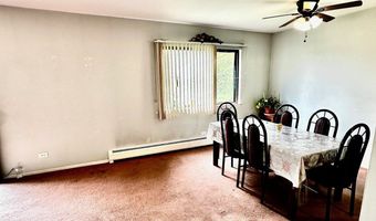 239 N MILL Rd 217, Addison, IL 60101