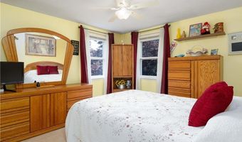 184 Vallette St, Cranston, RI 02920