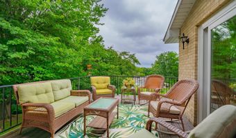 5498 Jan Dr, Fitchburg, WI 53711