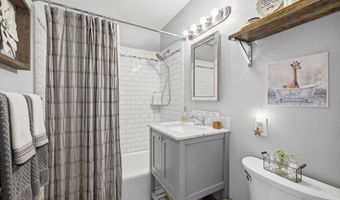 32 Whippoorwill Rd, Bethel, CT 06801