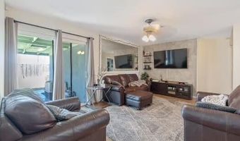 11428 Redwood St, Armona, CA 93202