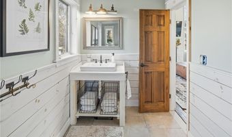 97 Angell Rd, Cumberland, RI 02864