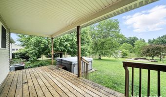 9337 Andrew Farms Dr, Alto, MI 49302