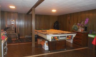 833 S 7th St, Albion, NE 68620
