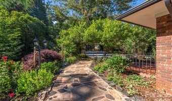 35 McKinney Rd, Asheville, NC 28805