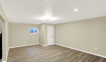 3762 Woodruff Pl, Bargersville, IN 46106